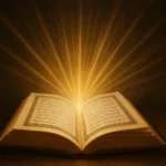 Livre ouvert émettant une lumière dorée, symbolisant la Charte StarHope et ses principes éthiques.